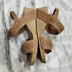 clarks alto anthem wedge sandals